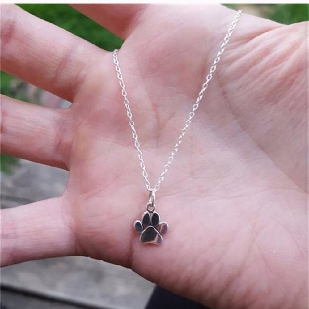 Paw Print Necklace πΎπ - Picture 2 of 4